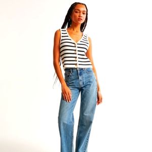 Abercrombie&Fitch button up sweater vest navy stripe small